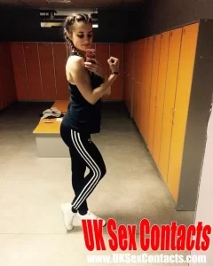 uk sex contact exposed ass